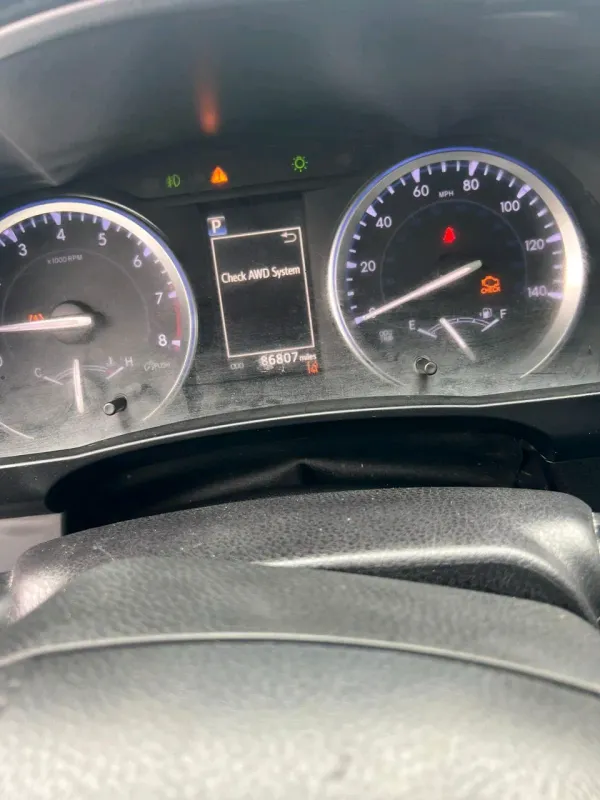 Thumbnail 3 of 2018 Toyota Highlander