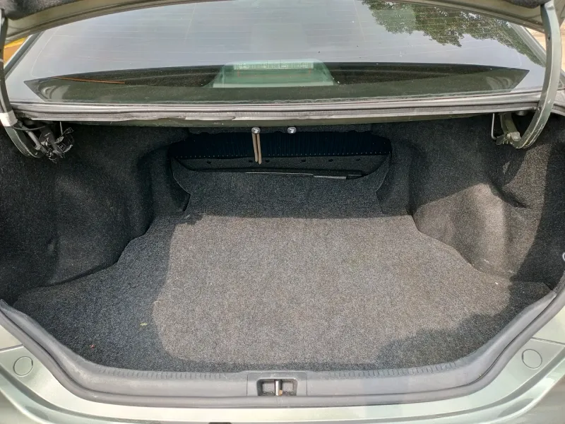Thumbnail 4 of 2012 Toyota Camry LE