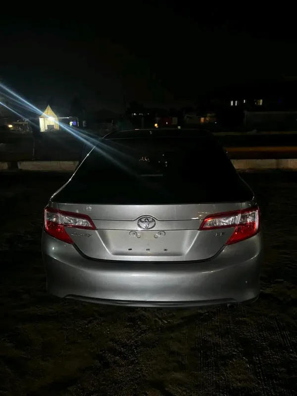 Thumbnail 3 of 2012 Toyota Camry LE