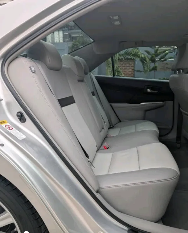 Thumbnail 5 of 2013 Toyota Camry XLE