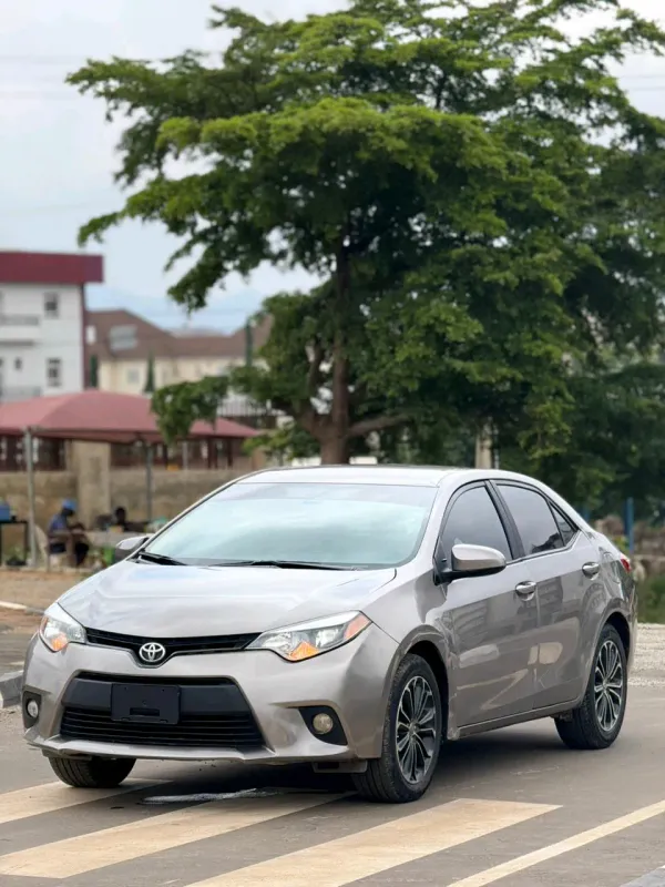 Main image of 2014 Toyota Corolla