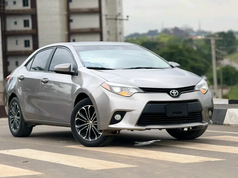 Thumbnail 2 of 2014 Toyota Corolla
