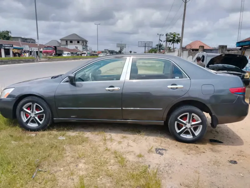 Main image of 2003 Honda Accord se