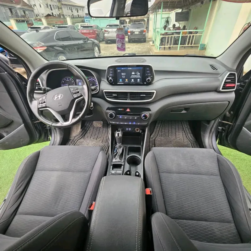 Thumbnail 3 of 2020 HYUNDAI Tucson