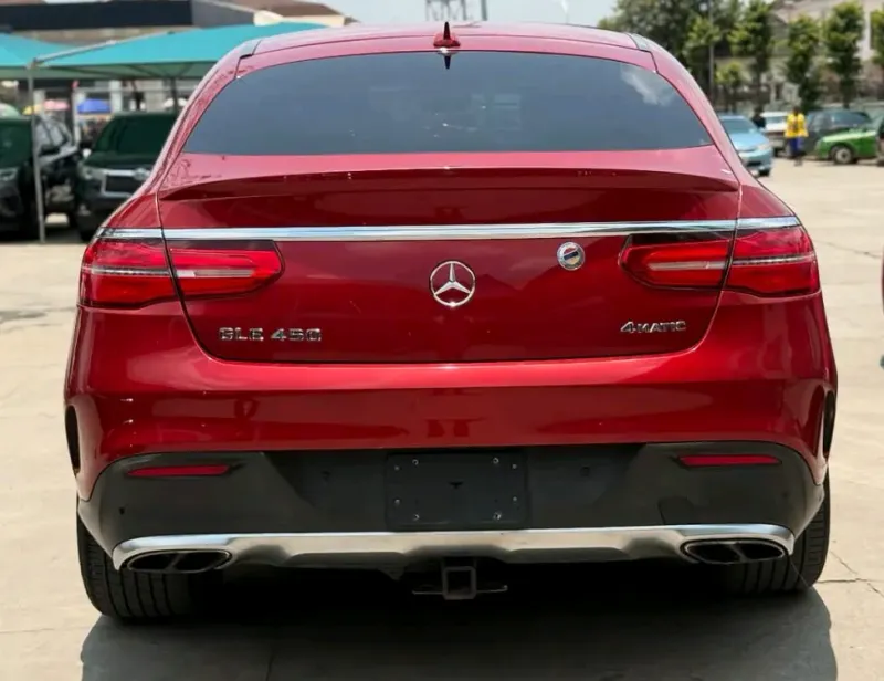 Thumbnail 3 of 2016 Mercedes-Benz GLE-Class LE