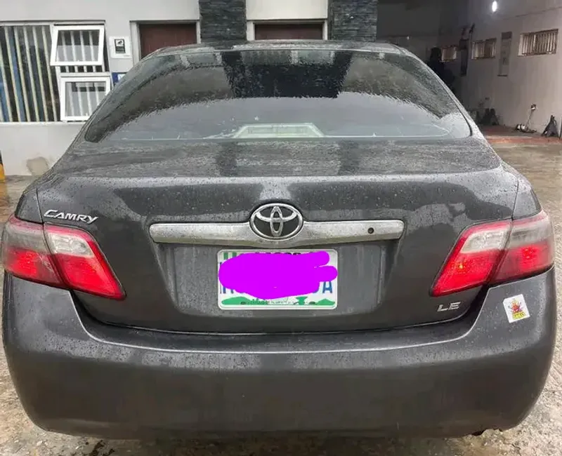 Thumbnail 3 of 2009 Toyota Camry LE