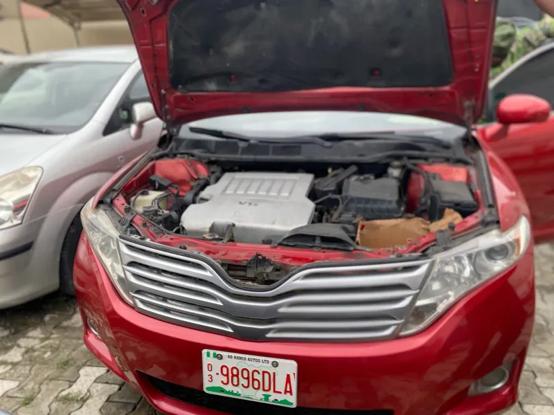 Thumbnail 3 of 2010 TOYOTA Venza