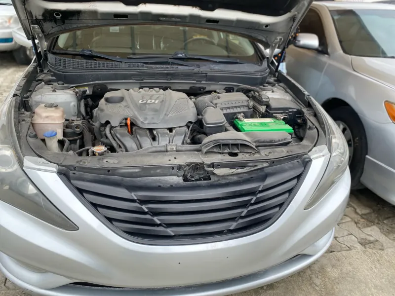 Thumbnail 3 of 2012 Hyundai Sonata