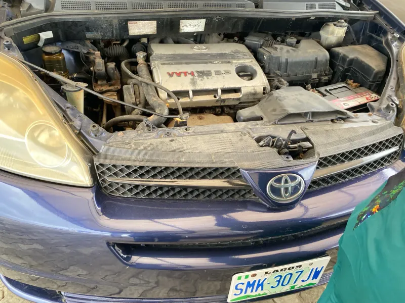 Thumbnail 4 of 2004 TOYOTA Sienna