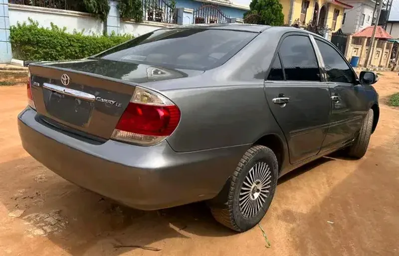 Thumbnail 4 of 2009 Toyota Camry LE
