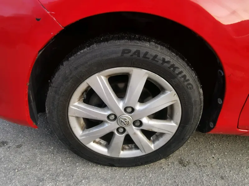 Thumbnail 4 of 2013 Toyota Yaris