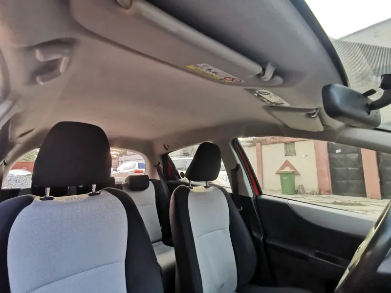 Thumbnail 12 of 2013 Toyota Yaris