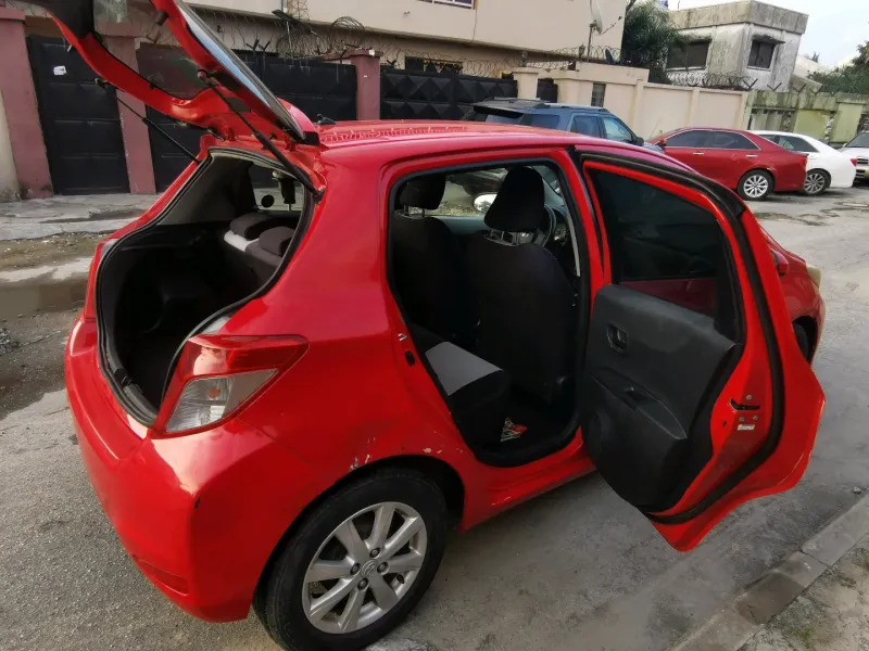 Thumbnail 17 of 2013 Toyota Yaris