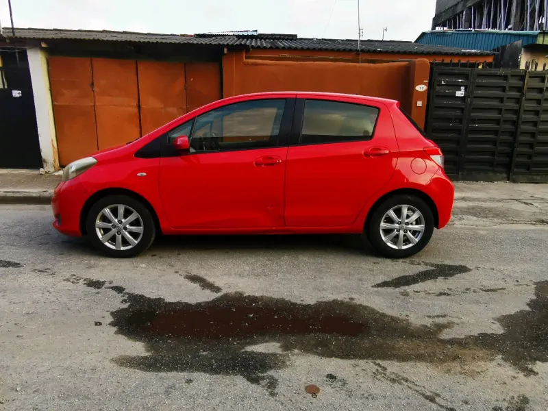 Thumbnail 19 of 2013 Toyota Yaris