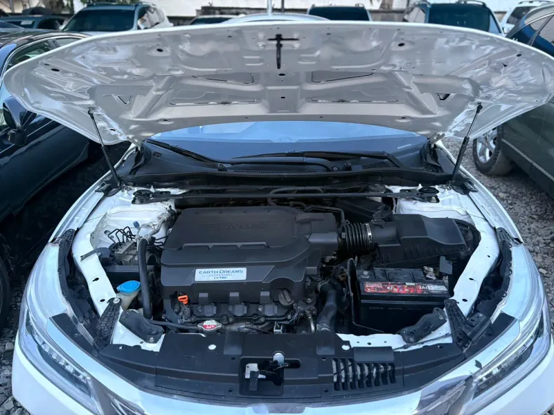 Thumbnail 7 of 2017 Honda Accord