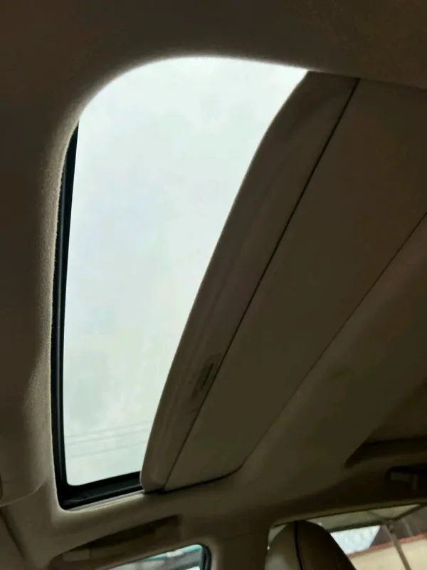 Thumbnail 7 of 2011 Toyota Venza Le