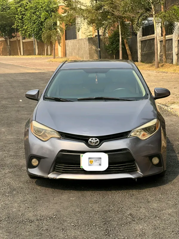 Main image of 2016 TOYOTA Corolla LE