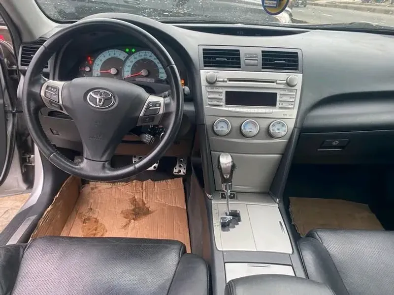 Thumbnail 2 of 2009 Toyota Camry XLE