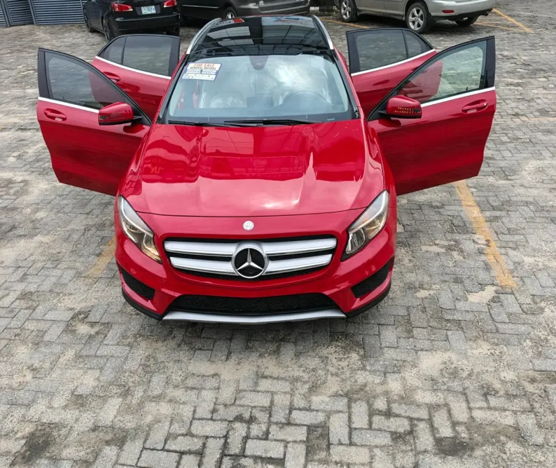 Thumbnail 9 of 2016 Mercedes-Benz GLA-Class