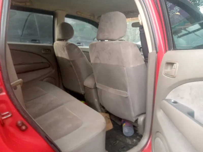 Thumbnail 4 of 2003 Mitsubishi Outlander