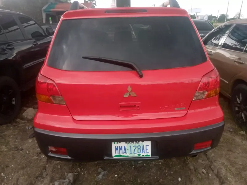 Thumbnail 7 of 2003 Mitsubishi Outlander
