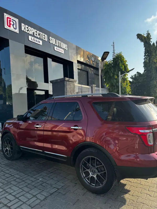Thumbnail 2 of 2014 Ford Explorer