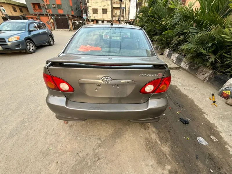 Thumbnail 8 of 2004 Toyota Corolla SE