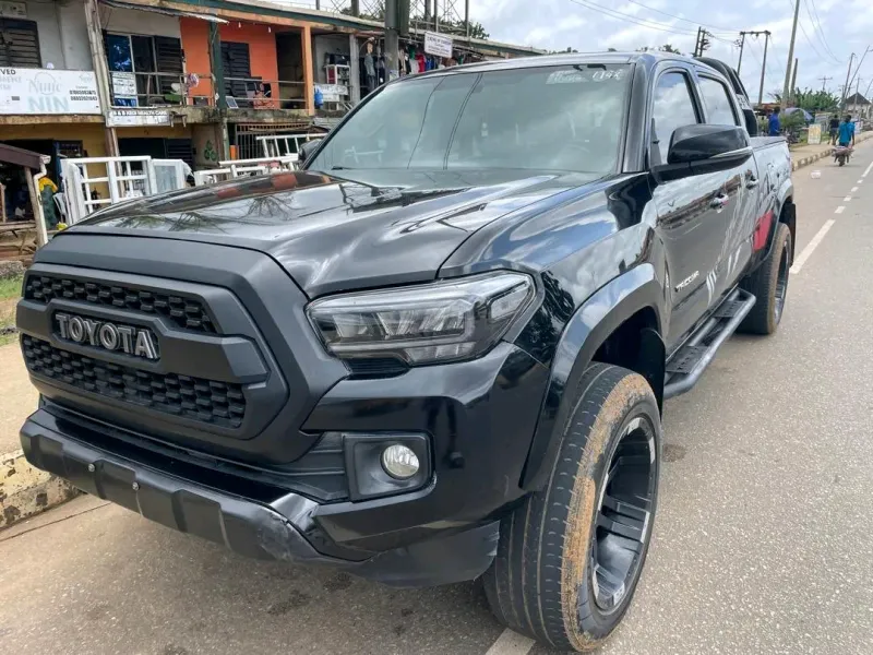 Main image of 2018 Toyota Tacoma TRD PRO
