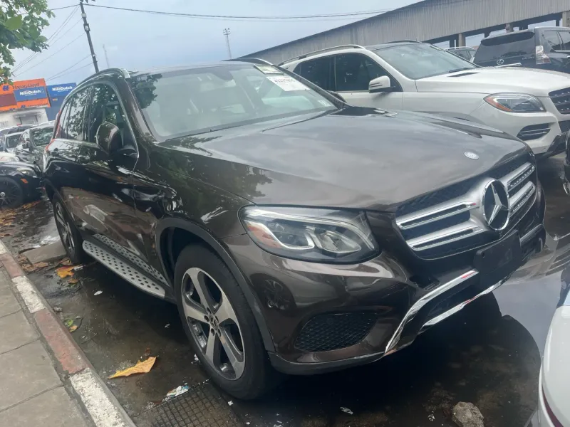 Main image of 2017 Mercedes-Benz GLC-Class