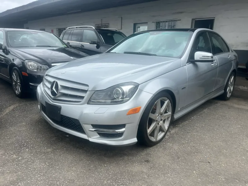 Main image of 2012 Mercedes-Benz C-Class