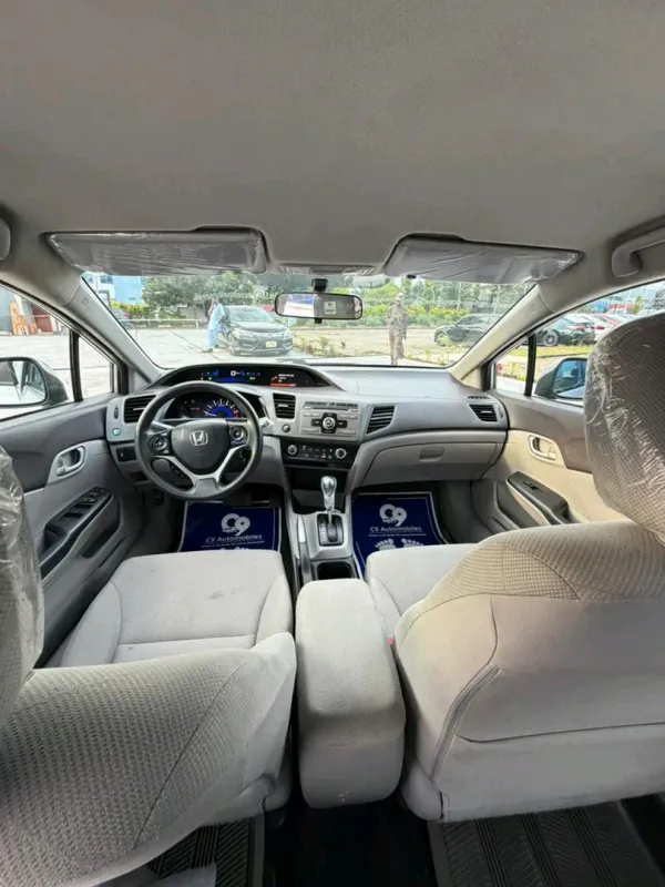 Thumbnail 2 of 2013 Honda Civic LX