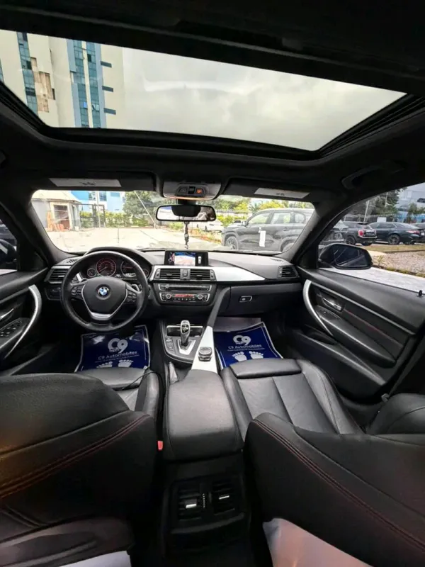 Thumbnail 3 of 2015 BMW 3 Series