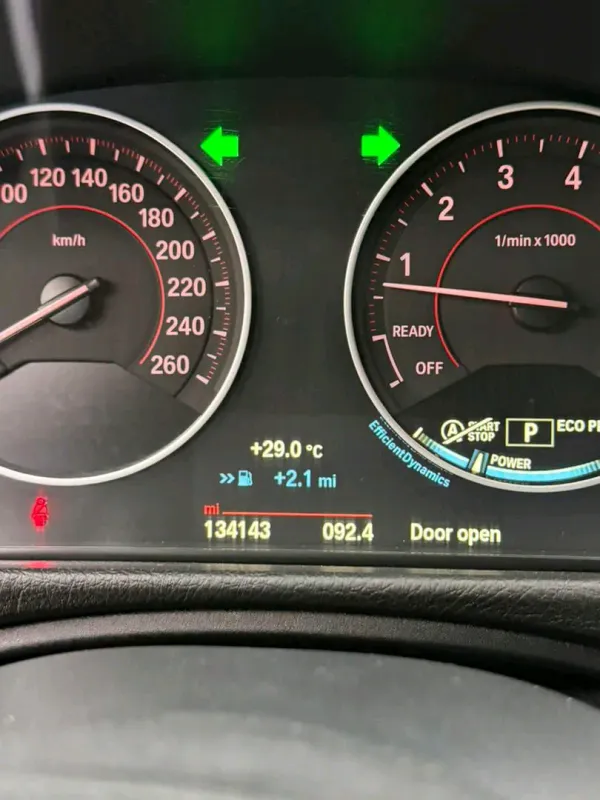 Thumbnail 5 of 2015 BMW 3 Series