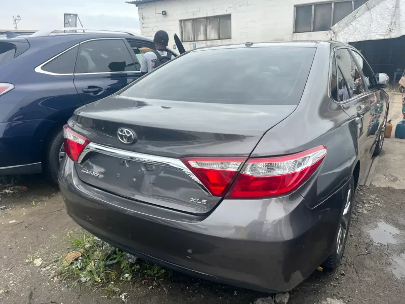 Thumbnail 8 of 2016 Toyota Camry xle