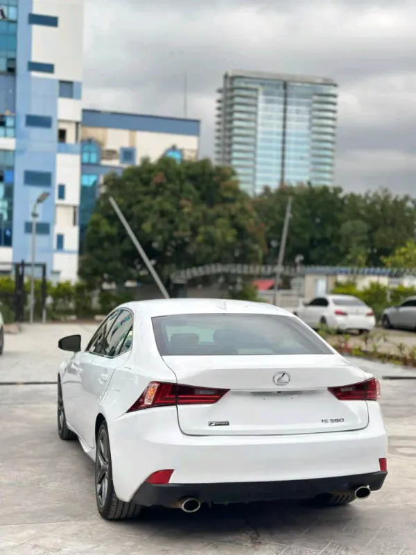 Thumbnail 6 of 2016 Lexus IS