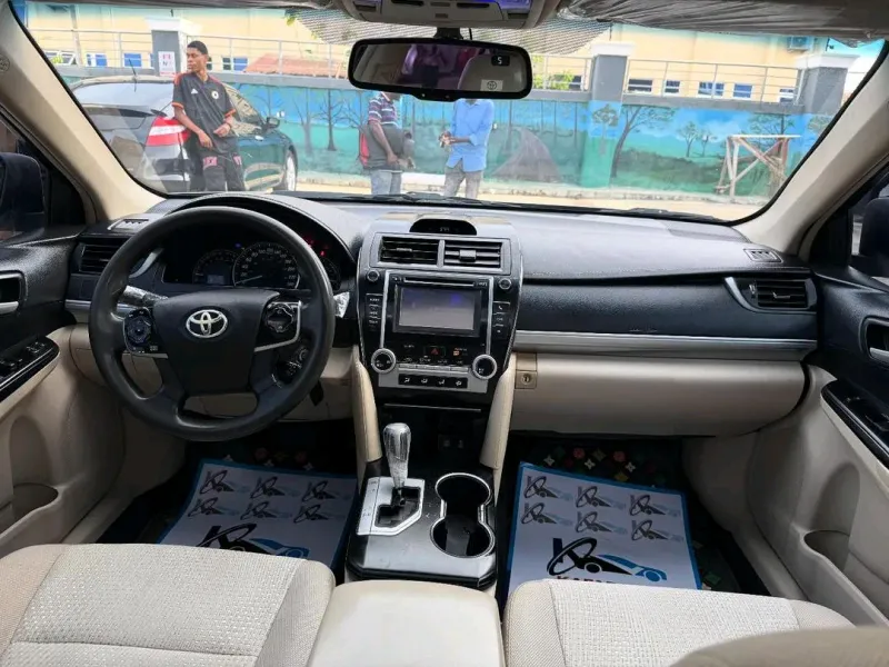 Thumbnail 5 of 2013 Toyota Camry
