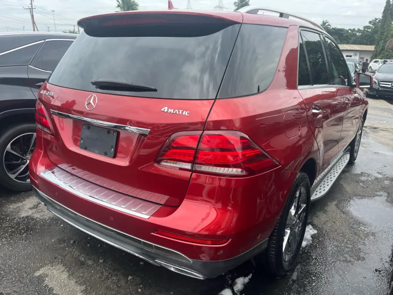 Thumbnail 7 of 2019 Mercedes-Benz GLE-Class