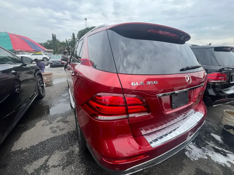 Thumbnail 8 of 2019 Mercedes-Benz GLE-Class