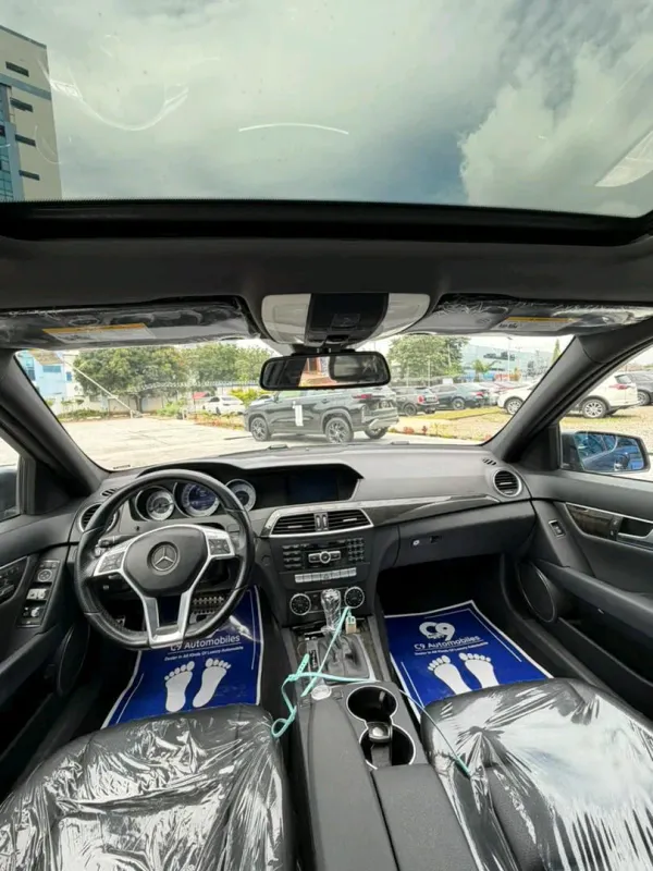 Thumbnail 2 of 2013 Mercedes-Benz C-Class C300