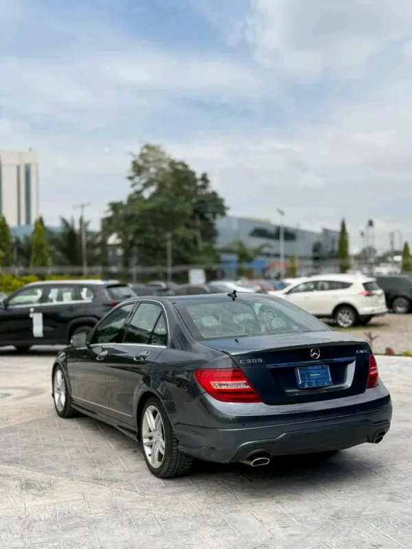 Thumbnail 5 of 2013 Mercedes-Benz C-Class C300