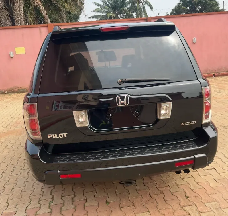 Thumbnail 2 of 2007 HONDA Pilot XLE