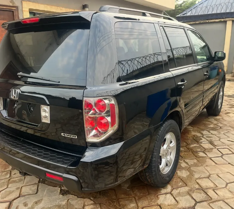 Thumbnail 3 of 2007 HONDA Pilot XLE