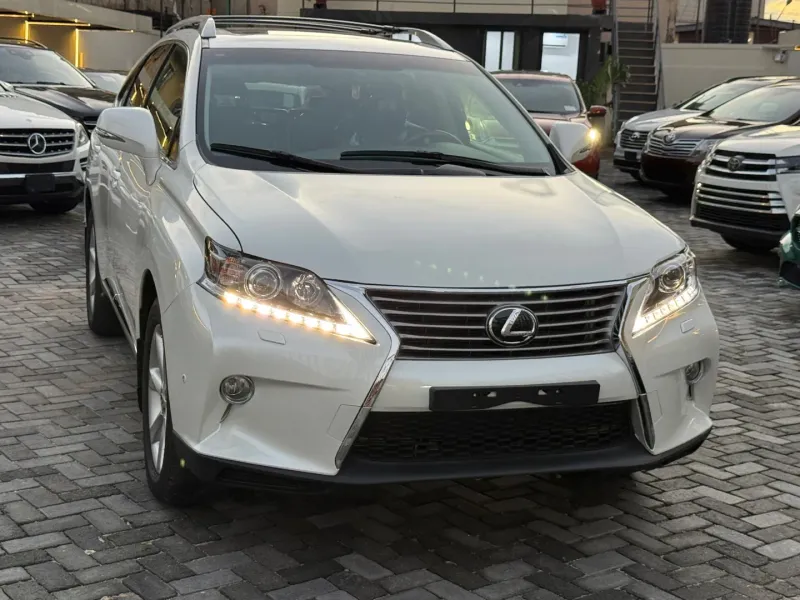 Main image of 2010 LEXUS RX XLE