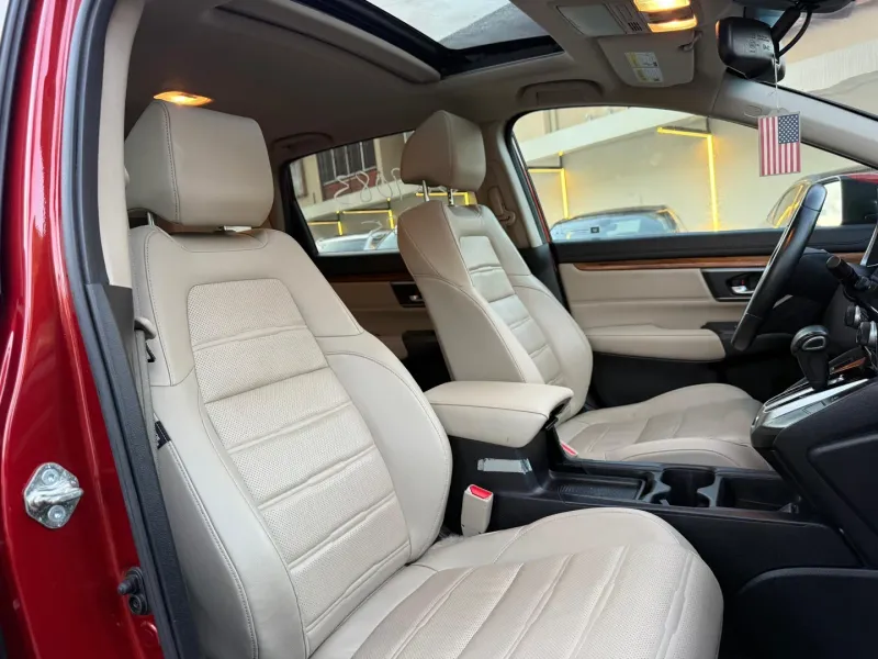 Thumbnail 4 of 2017 HONDA CR-V