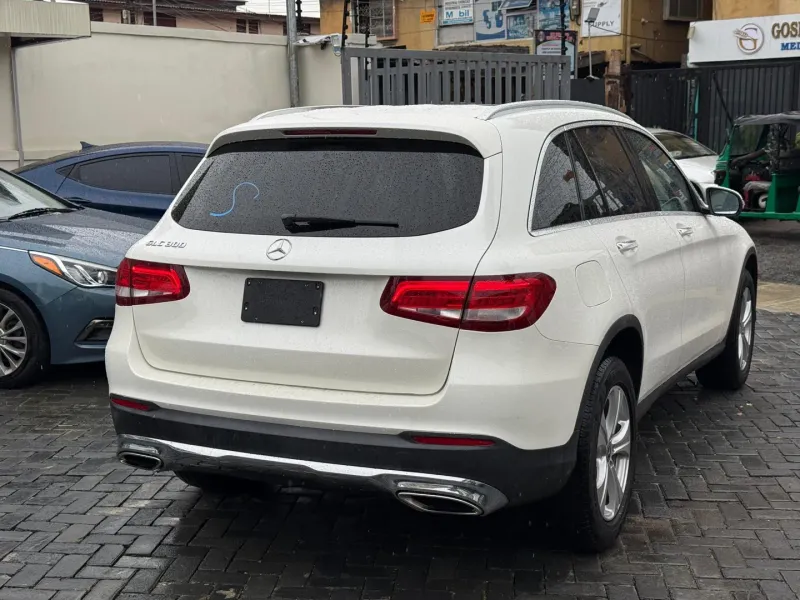 Main image of 2017 MERCEDES-BENZ GLC-Class