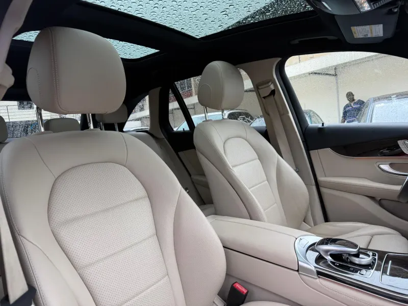Thumbnail 3 of 2017 MERCEDES-BENZ GLC-Class