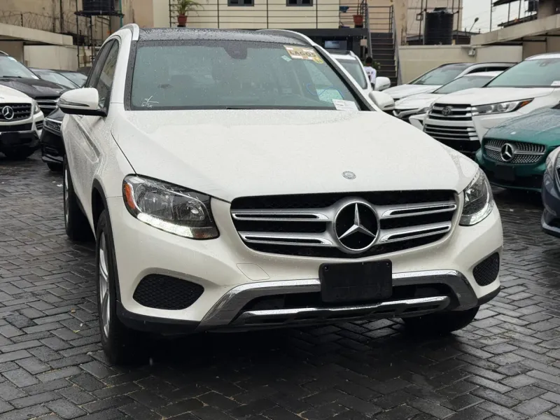 Thumbnail 5 of 2017 MERCEDES-BENZ GLC-Class