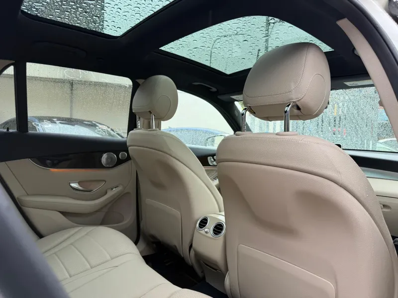 Thumbnail 8 of 2017 MERCEDES-BENZ GLC-Class