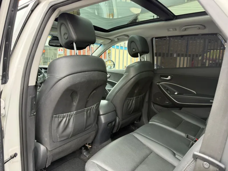 Thumbnail 5 of 2018 HYUNDAI Santa Fe