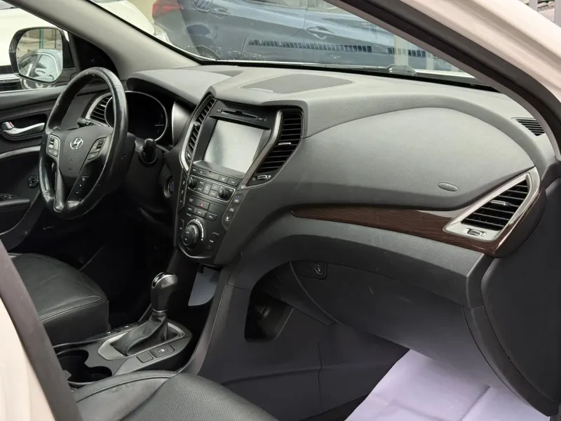 Thumbnail 11 of 2018 HYUNDAI Santa Fe